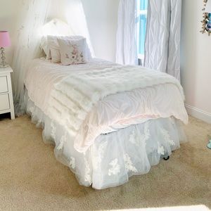 Monique Lhuillier PB Kids Lace Twin Bedskirt